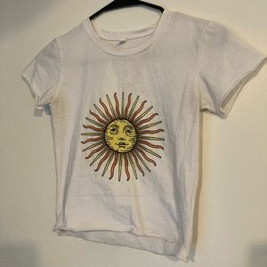 Sun cropped tee